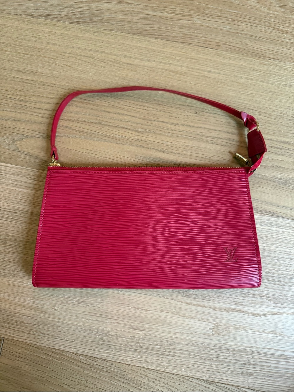 Louis Vuitton Red Epi Pouchette 24 Small Handbag 2002
